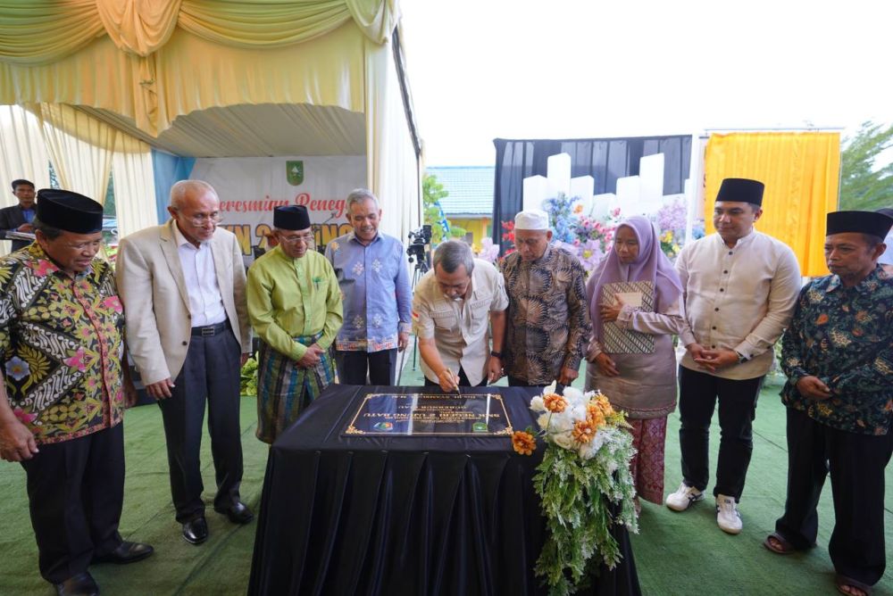 Gubri Syamsuar meresmikan SMKN 2 Ujung Batu Rokan Hulu