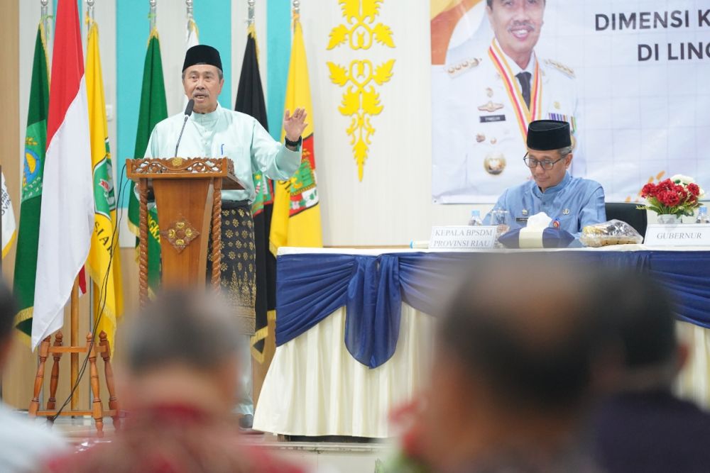 Gubernur Riau, Syamsuar dalam arahannya