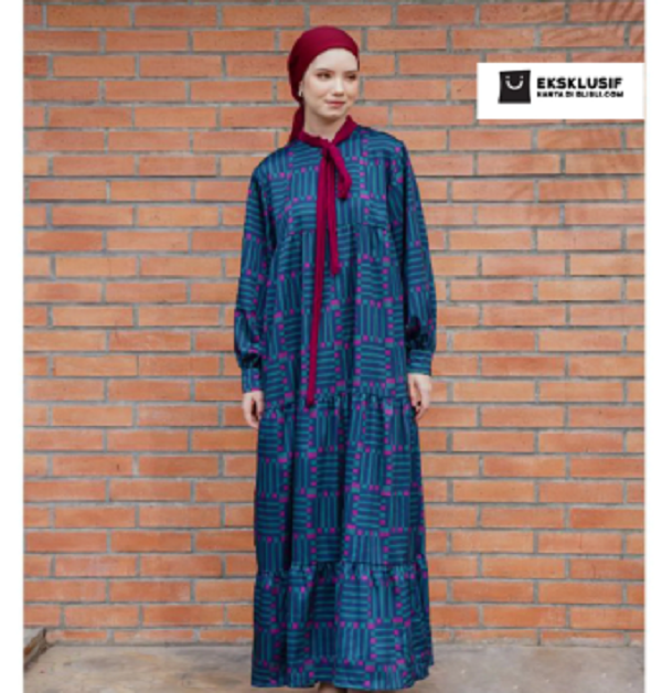 Foto: https://www.blibli.com/p/aleza-florent-blooms-series-belli-dress-navy-gamis/ps--ALB-70267-00006