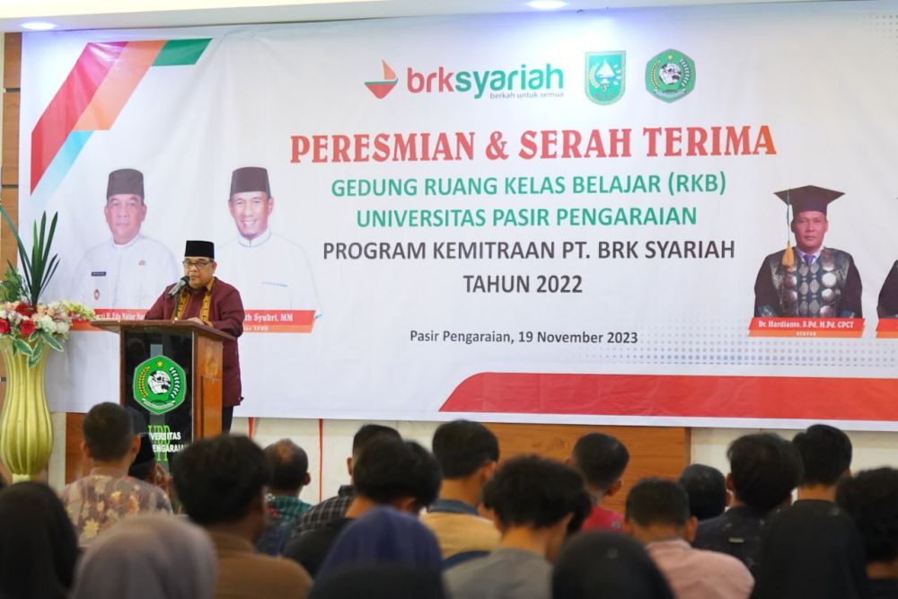 Peresmian RKB Universitas Pasir Pengaraian yang merupakan bantuan dari BRK Syariah