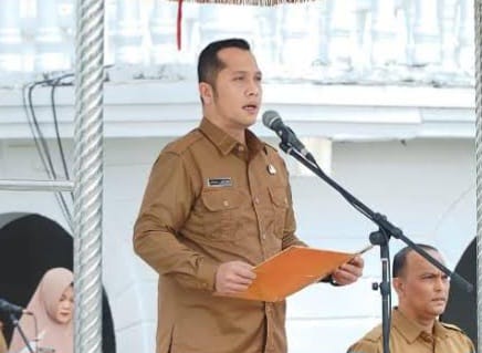 Kadis Kominfotiks Rohil, Indra Gunawan