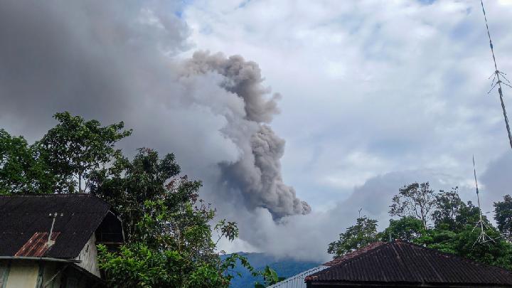 Gunung Marapi Erupsi/Antara