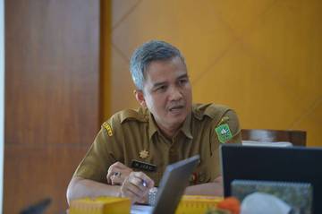 Asisten II Setdaprov Riau, Job Kurniawan