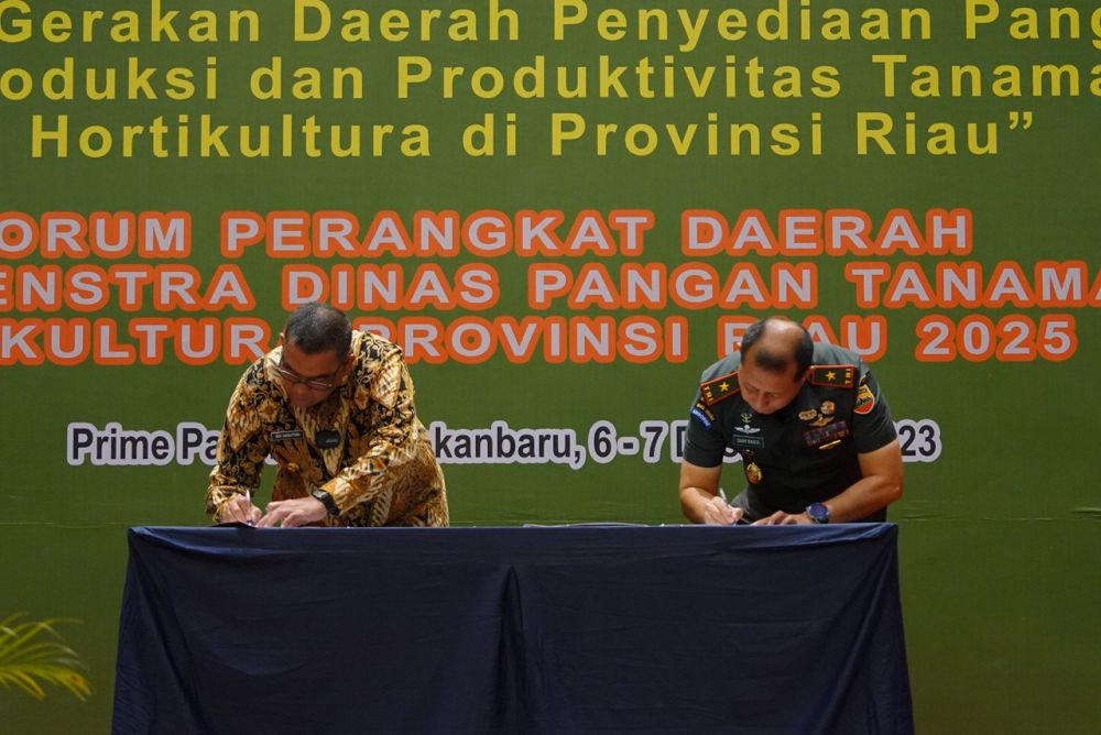 Pemerintah Provinsi (Pemprov) Riau bersama dengan Komando Resor Militer (Korem) 031/WB tandatangani MoU