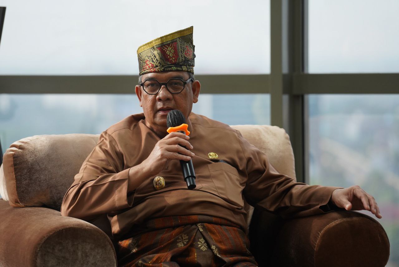 Gubernur Riau, Edy Natar