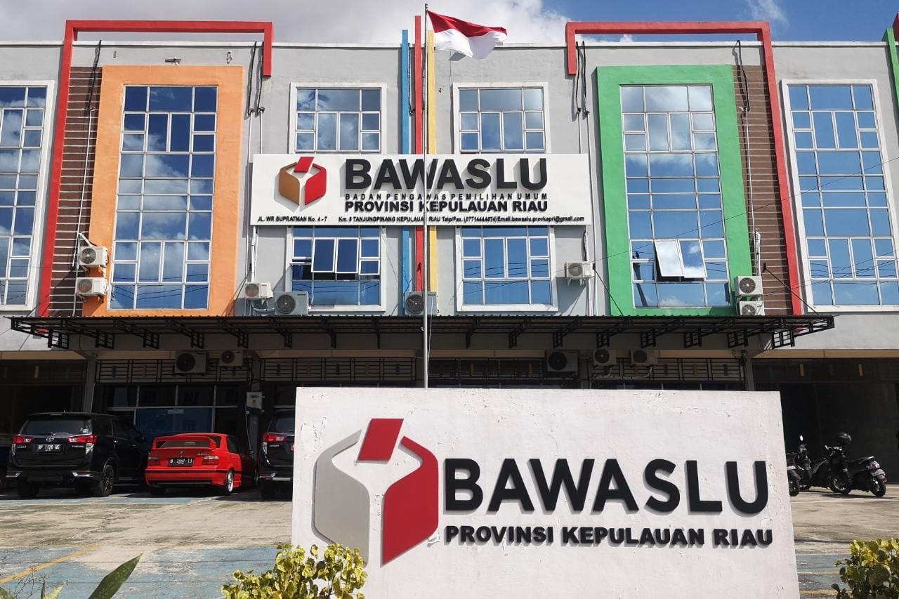 Kantor Bawaslu Kepulauan Riau