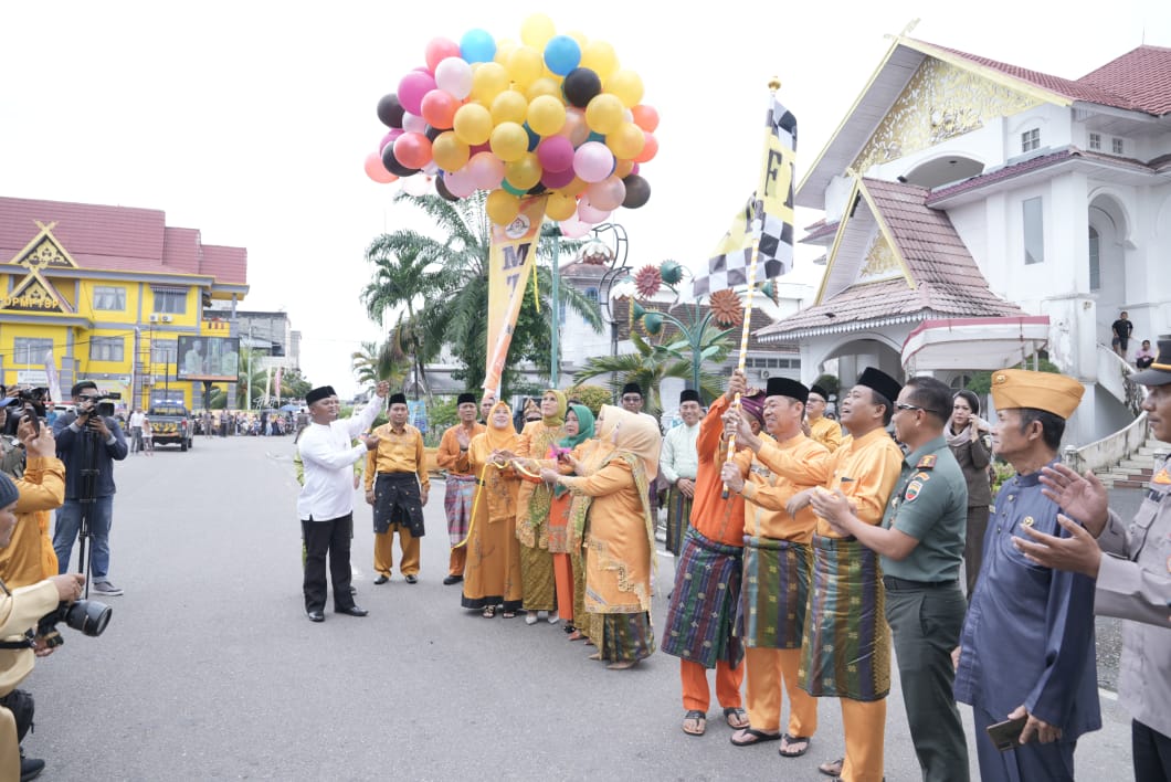 Pelepasan Peserta Pawai Taaruf MTQ Kabupaten Rohil