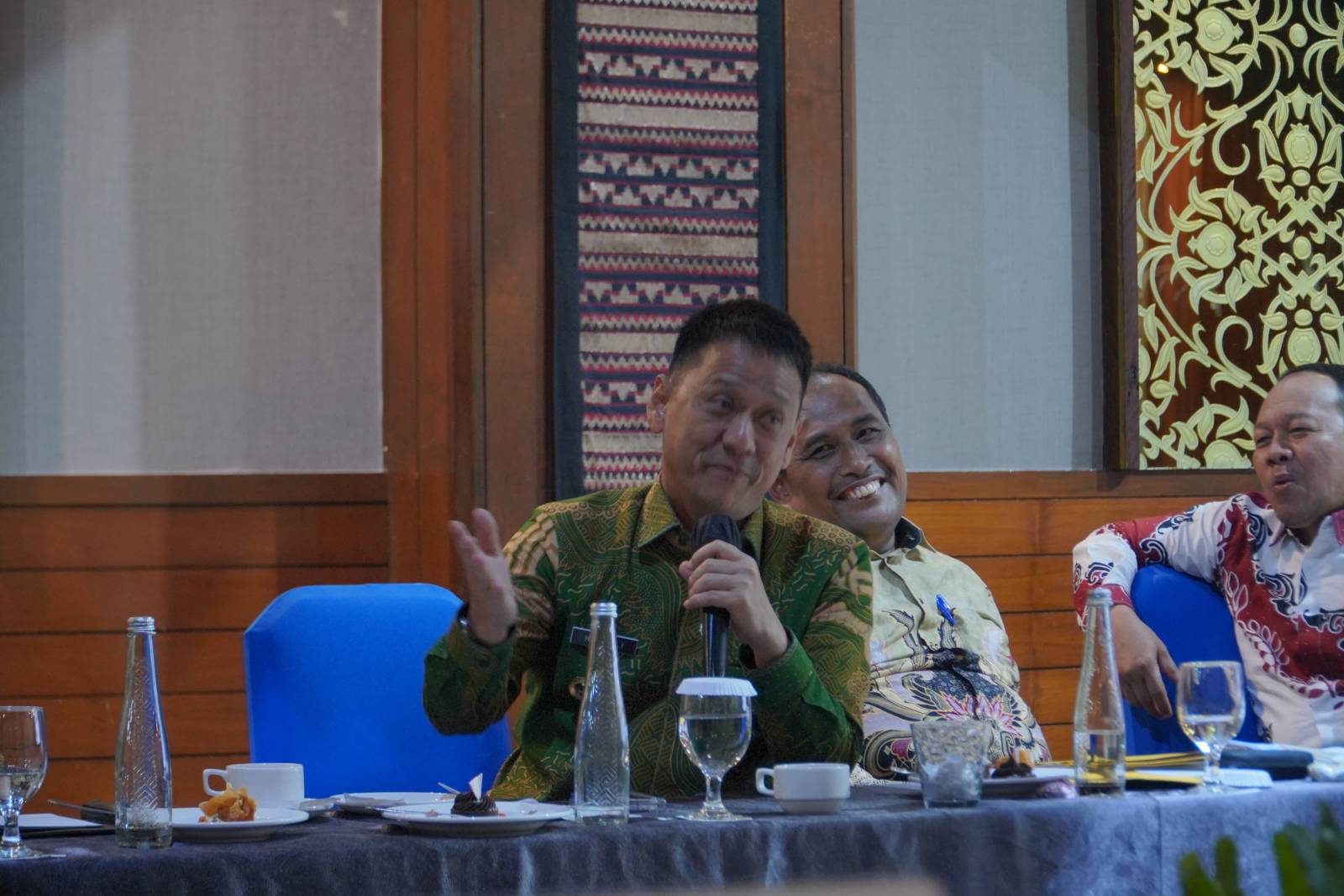 Pj Bupati Kampar, Hambali saat rapat bersama PT BSP