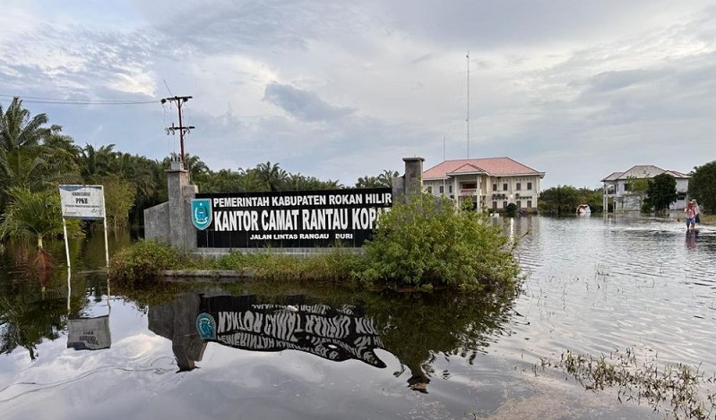 Kantor Camat Rantau Kopar Rokan Hilir