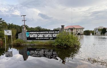 Kantor Camat Rantau Kopar Banjir