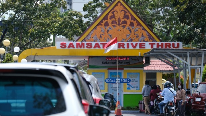 Fasilitas Samsat Drive Thru di Pekanbaru
