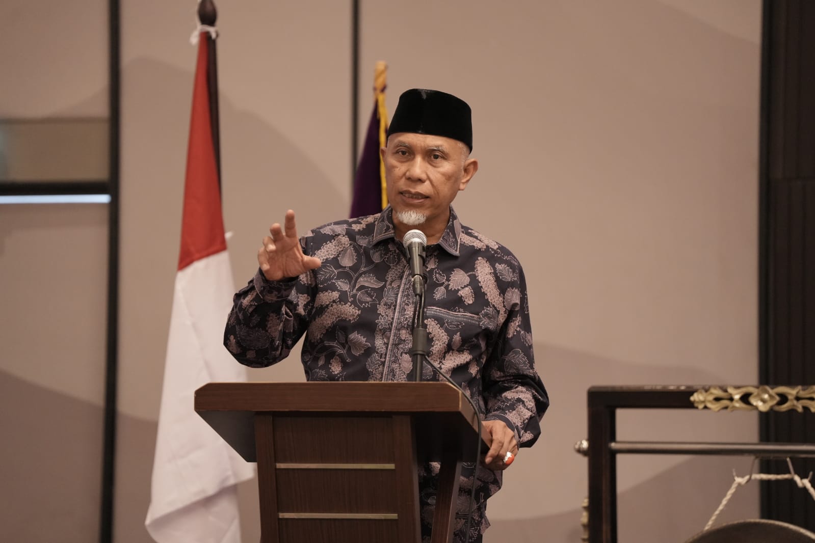 Gubernur Sumatera Barat (Sumbar), Mahyeldi Ansharullah