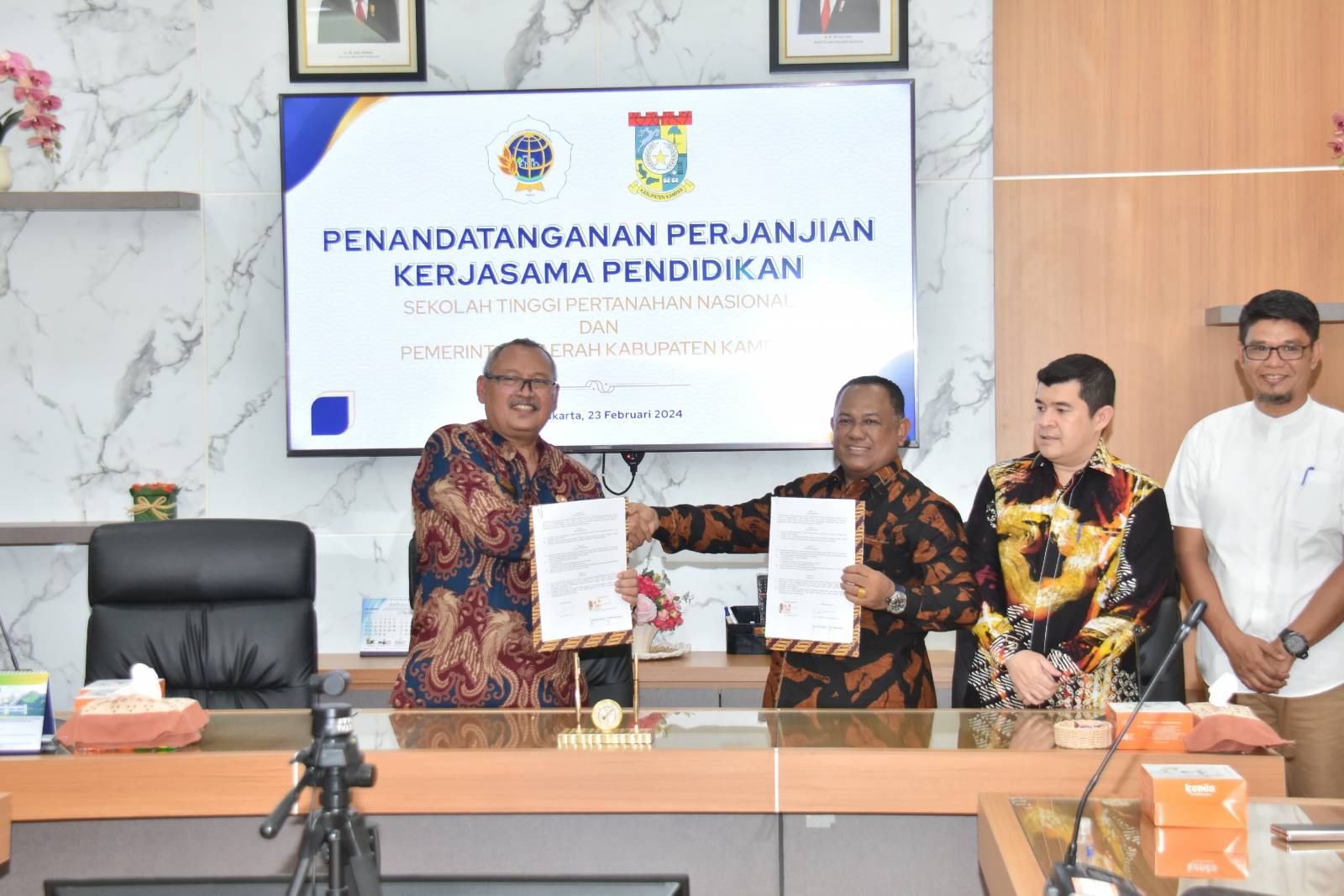 Penandatangan kerja sama Pemkab Kampar dengan STPN Jogyakarta