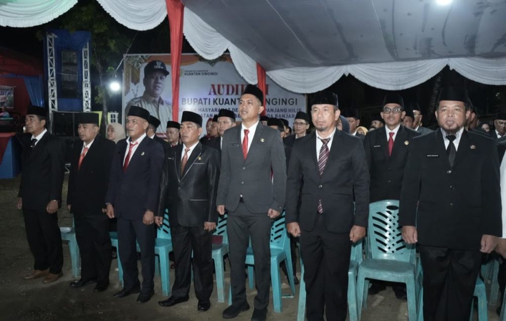 Pejabat baru yang dilantik Bupati Kuansing, Suhardiman Amby