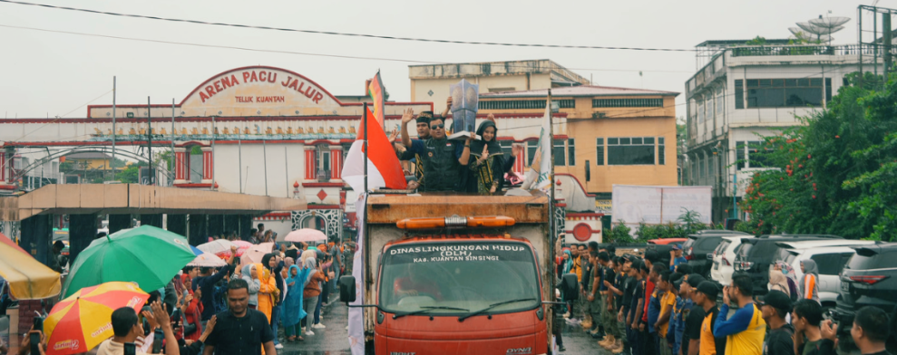 Piala Adipura diarak di Kota Teluk Kuantan