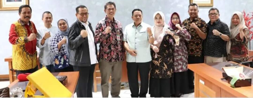 Saat kunjungan konsultasi Komisi V DPRD Riau Kemendikbud