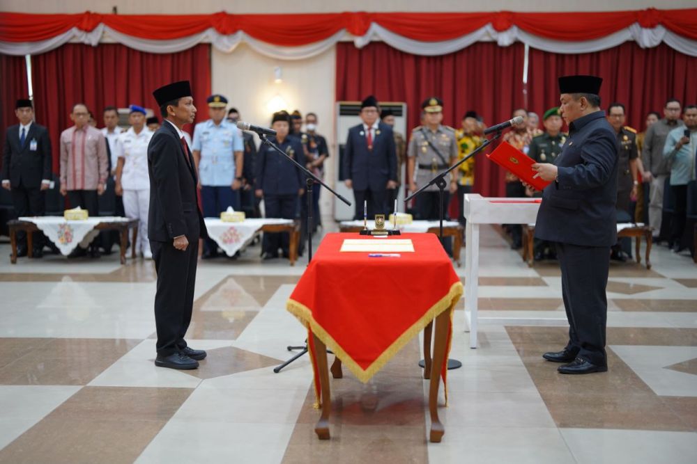 Indra dilantik sebagai Pj Sekdaprov Riau