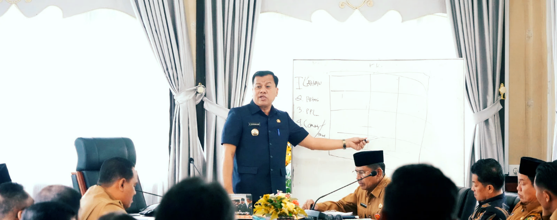 Bupati Kuansing, Suhardiman Amby memimpin rakor