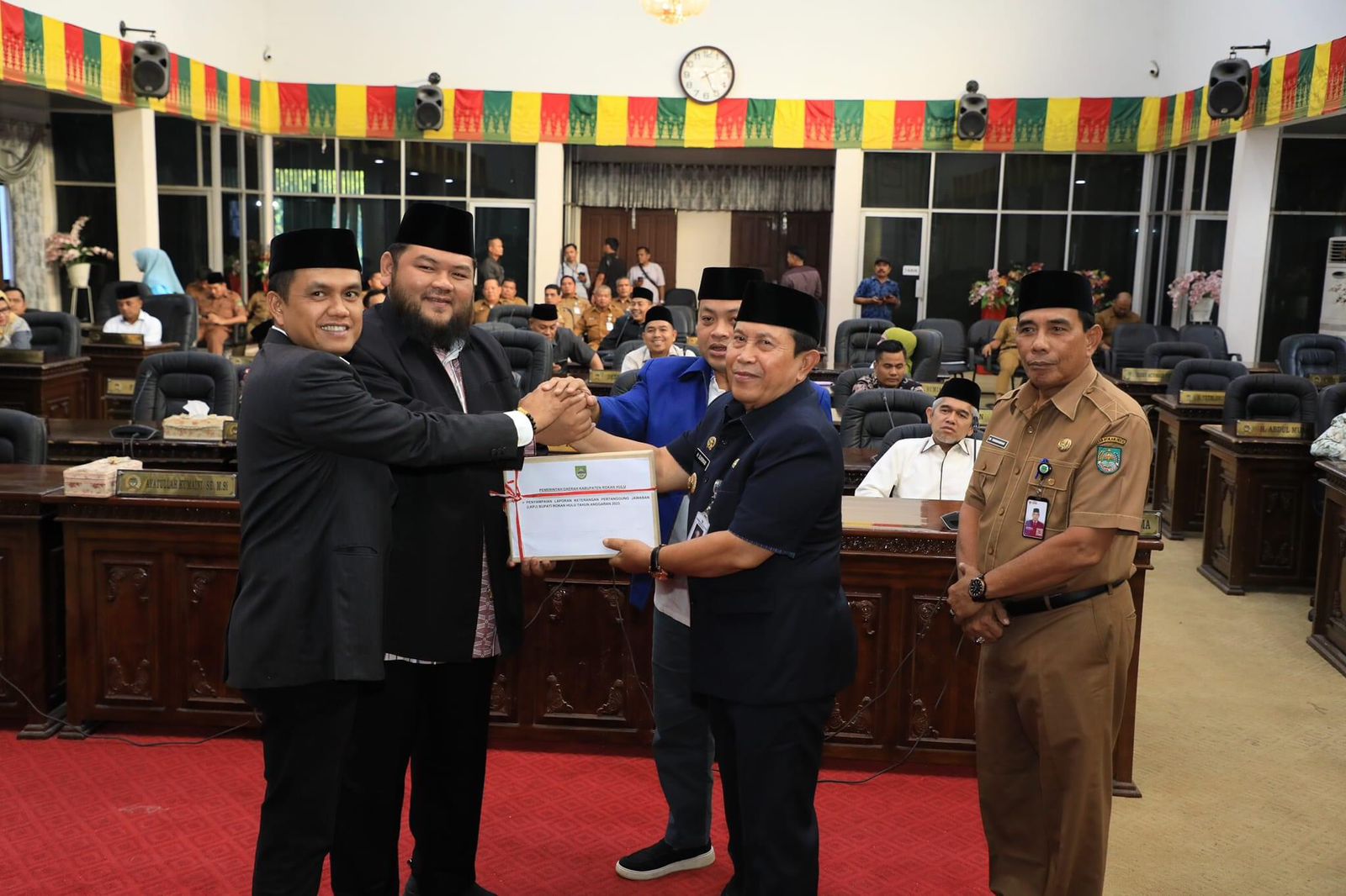 Kinerja Pemkab TA 2023 Capai 97,96 Persen, Bupati Rohul Sukiman Sampai LKPJ.