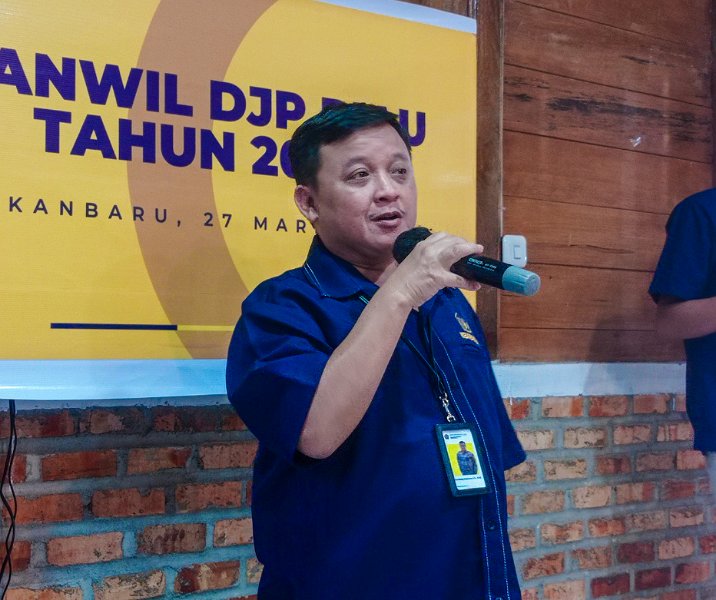 Kabid Penyuluhan Pelayanan dan Hubungan Masyarakat Kanwil DJP Riau Bambang Setiawan. Foto: Surya/Riau1.