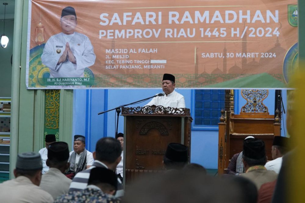Asisten I Sekretariat Daerah Provinsi (Setdaprov) Riau, Zulkifli Syukur