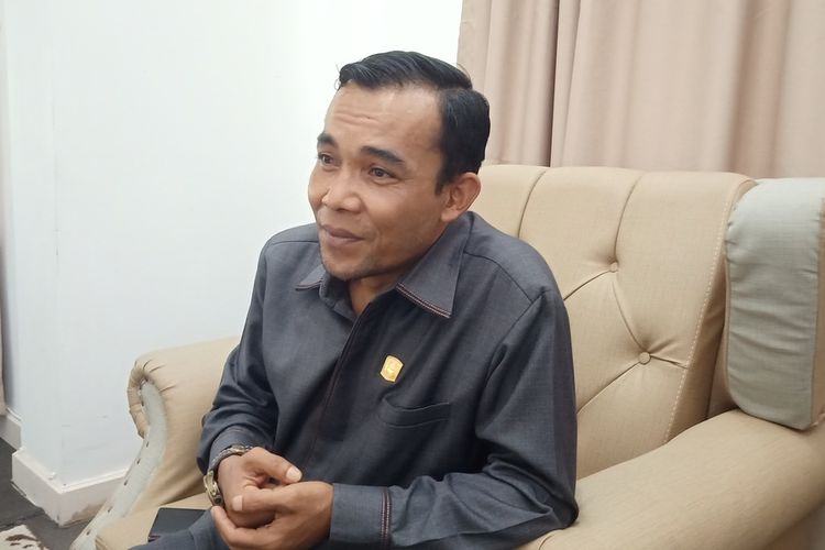 Ketua DPRD Kabupaten Solok, Dodi Hendra