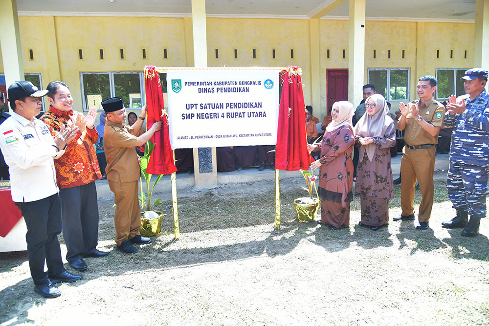 Peresmian SMPN 3 Rupat Utara