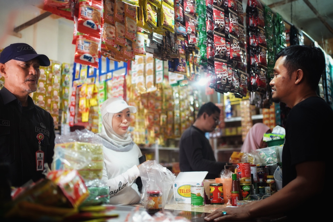 Sidak Kadis Perindagkop Riau, Taufik OH di pasar tradisional Pekanbaru