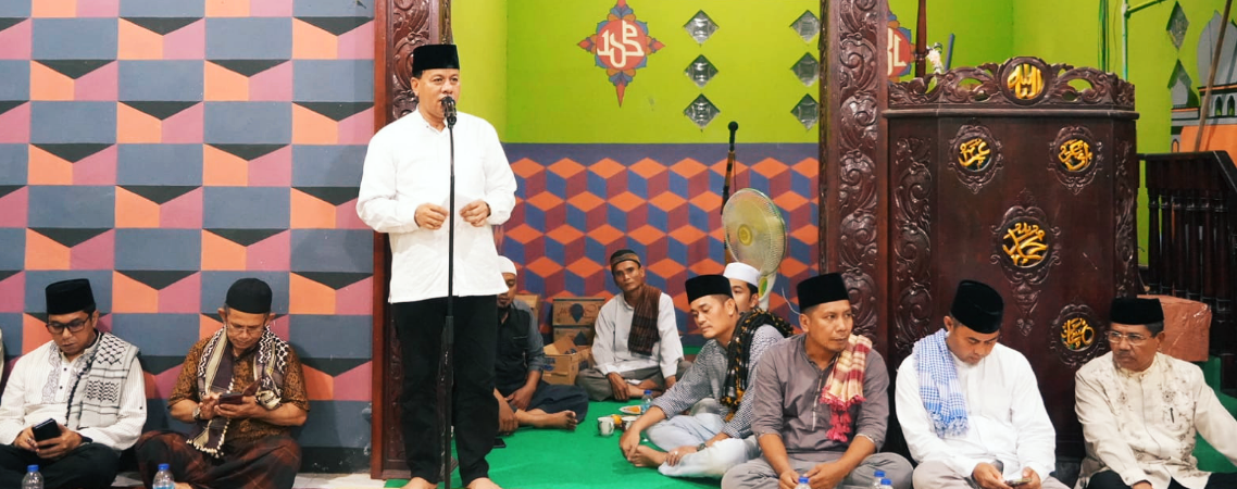 Bupati Suhardiman Amby safari ramadan di Desa Sigaruntang Inuman