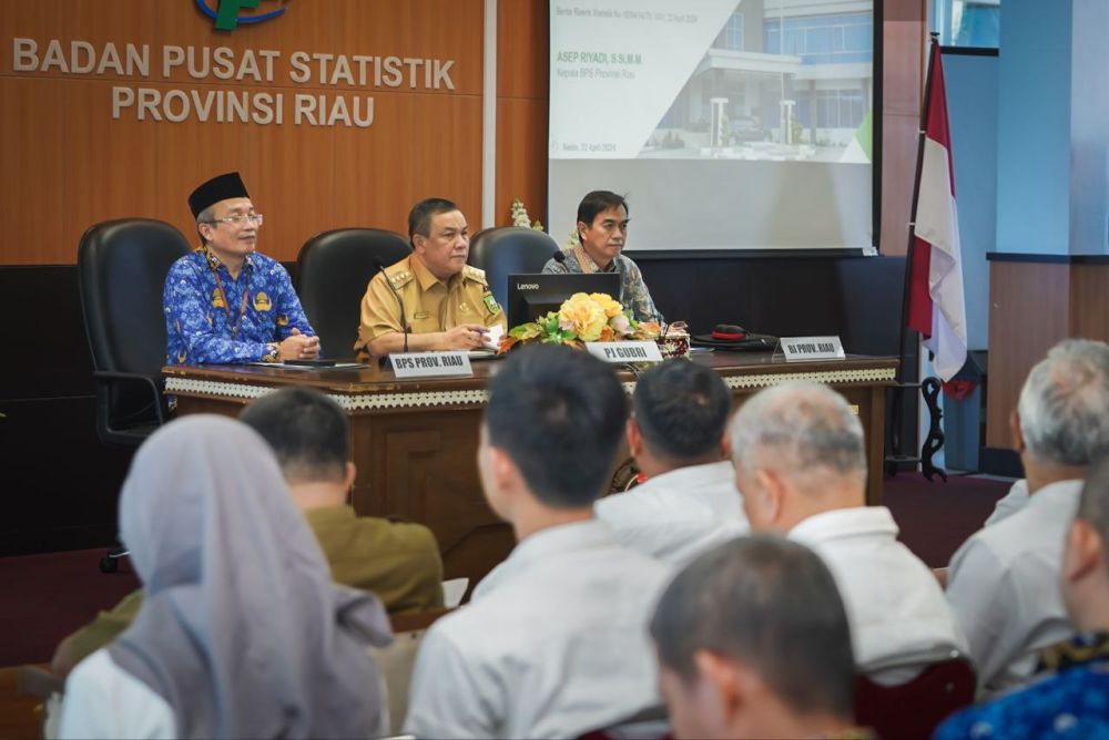 Pertemuan Pj Gubri SF Hariyanto dengan pihak BPS Riau