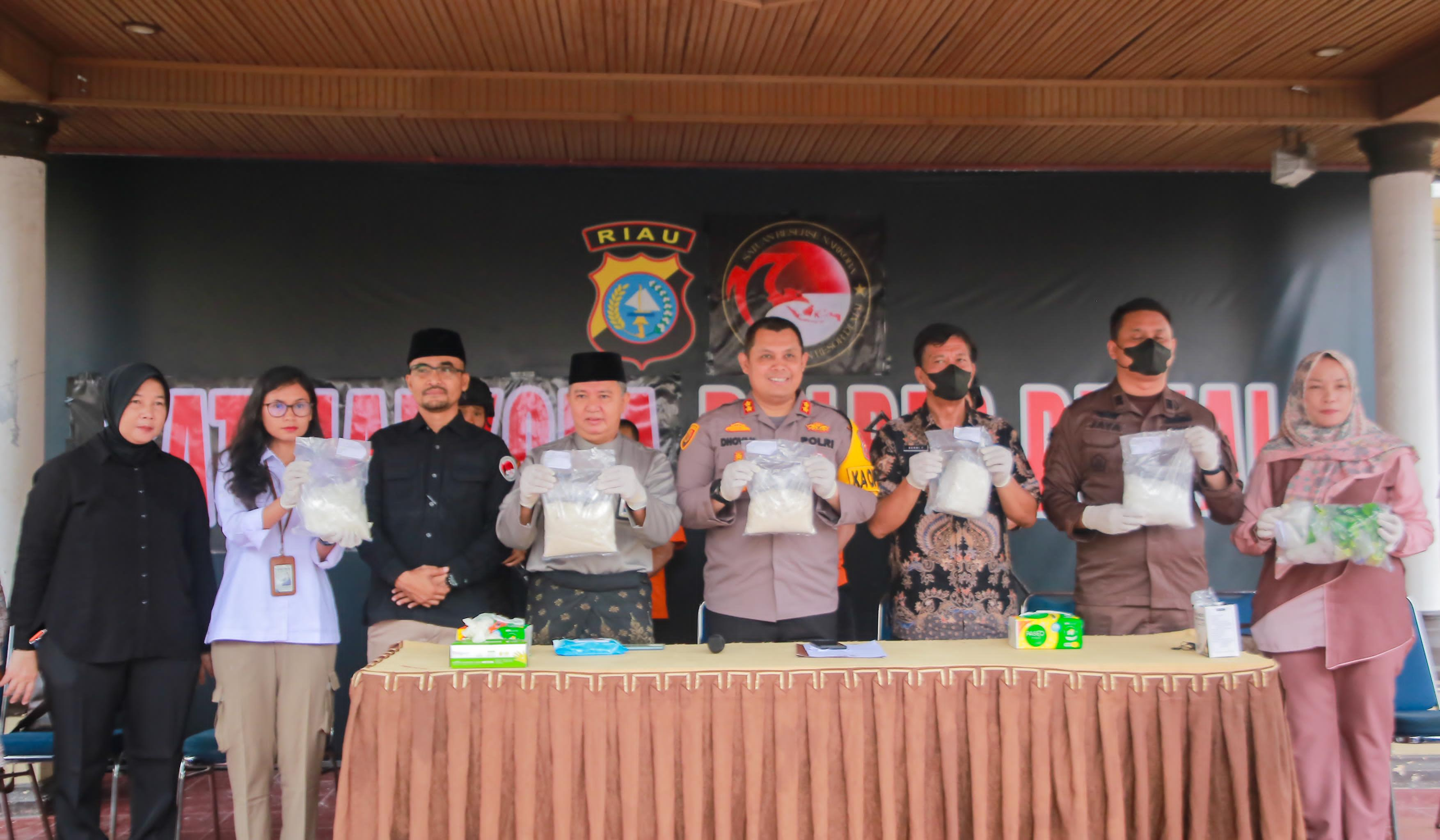 Barang bukti sabu yang diamankan Polres Dumai