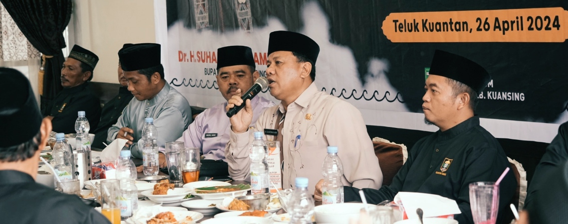 Pertemuan Bupati Kuansing Suhardiman Amby dengan Lembaga Adat Melayu Riau