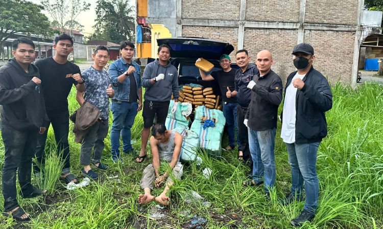 Oknum Polisi di Sumbar yang ditangkap bersama paket ganja/Katasumbar