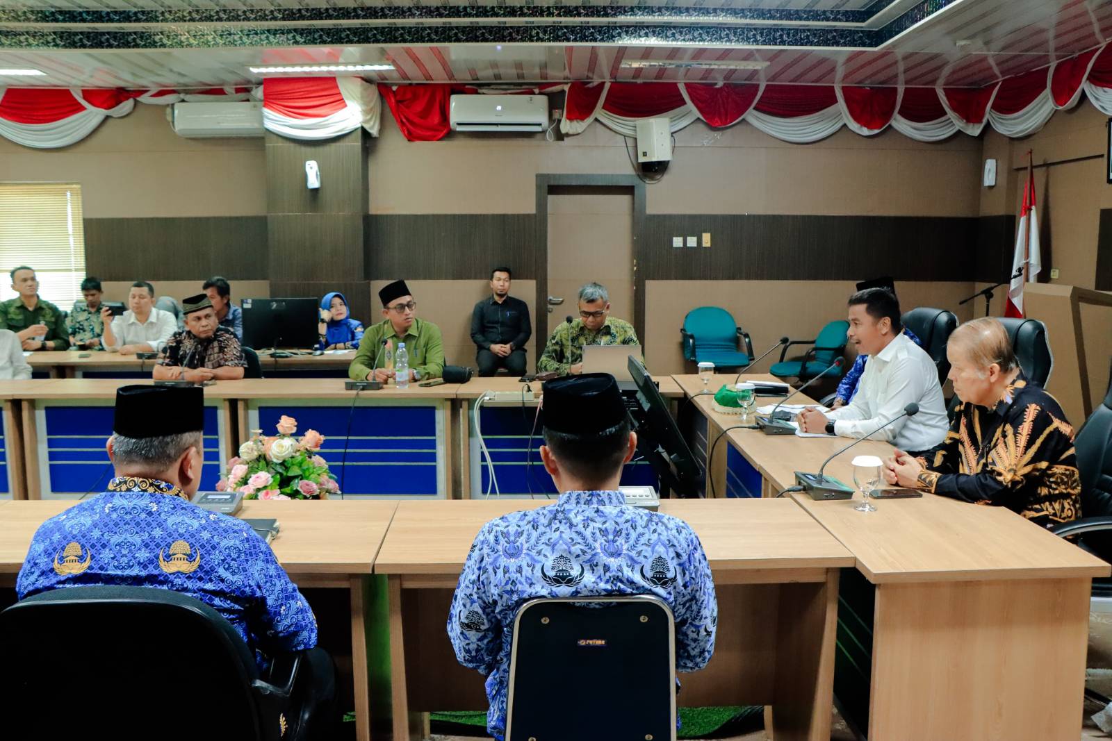 Pembahasan Persiapan Bagholek Godang Masyarakat Kampar