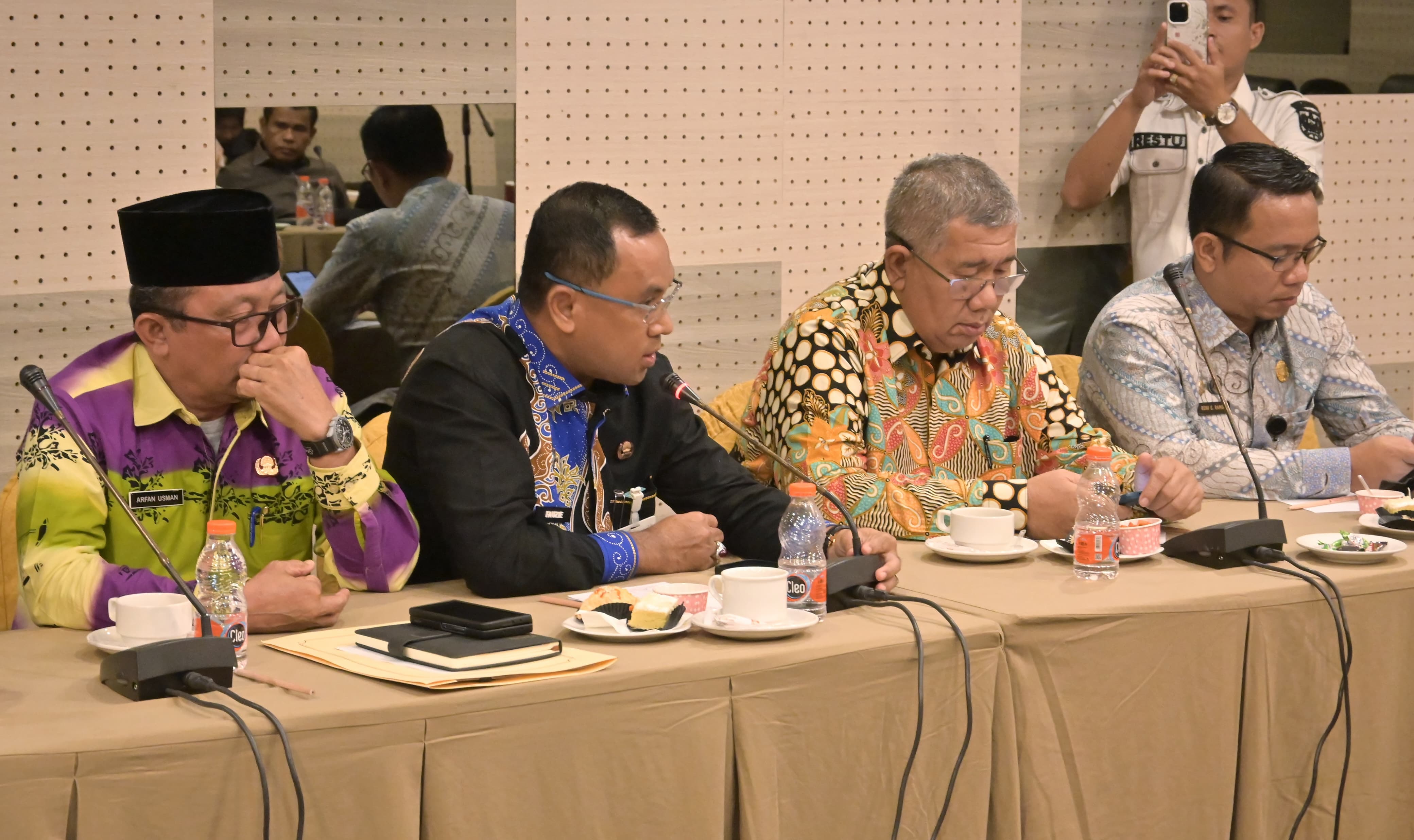 Forum Sekda Komwil Riau
