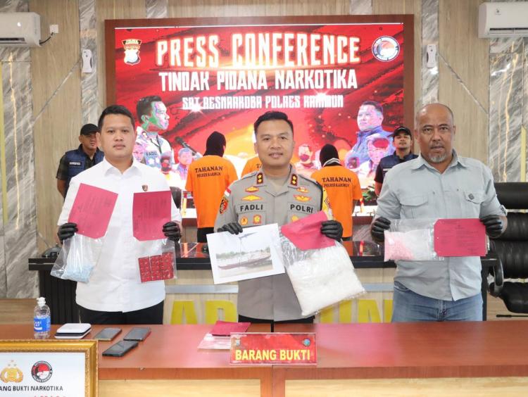 Konferensi Pers Tindak Pidana Narkoba Polres Karimun