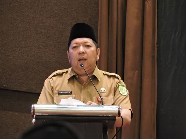 Asisten I Sekretariat Daerah Provinsi Riau, Zulkifli Syukur