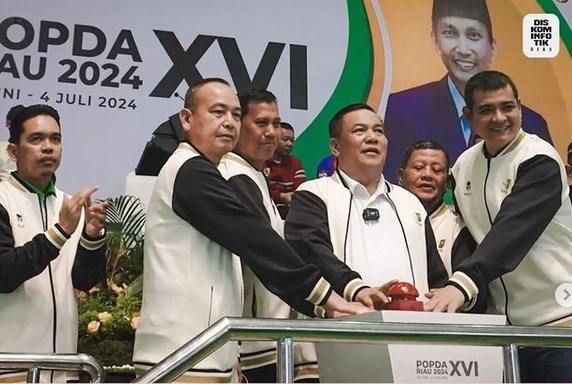Pj Gubri, SF Hariyanto saat membuka POPDA Riau tahun 2024.
