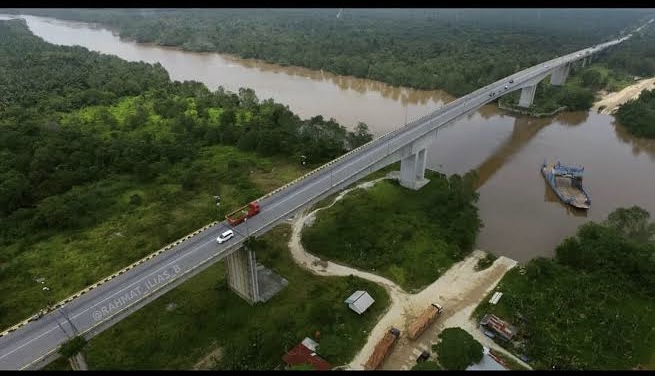Jembatan Perawang Siak/Net
