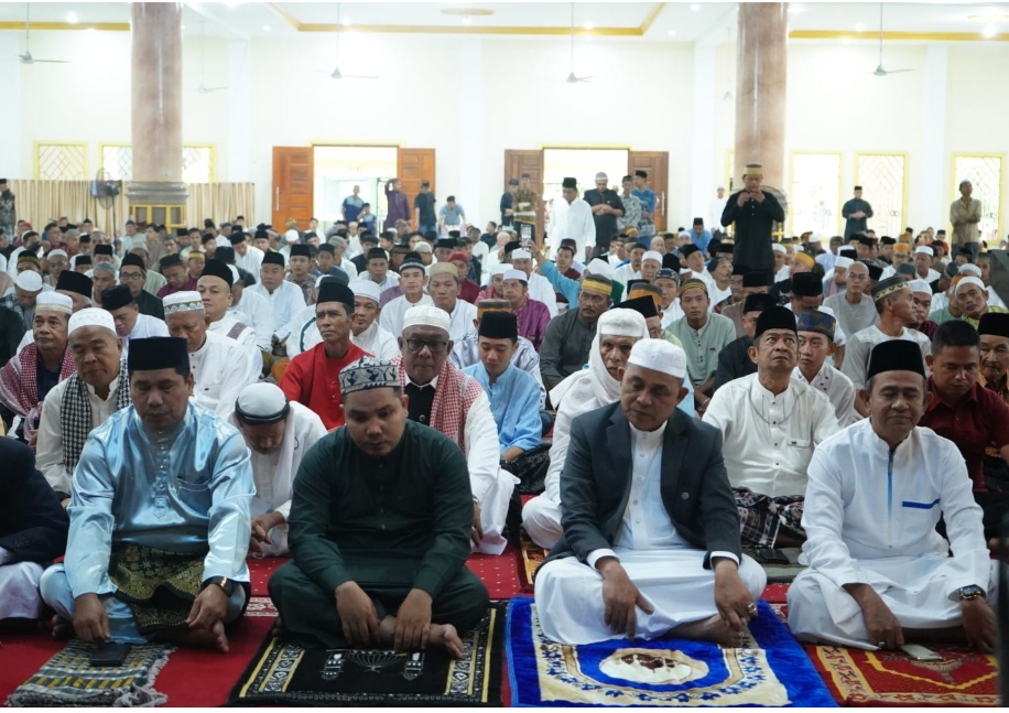 Bupati Inhil, Herman salat idul adha di Sungai Guntung