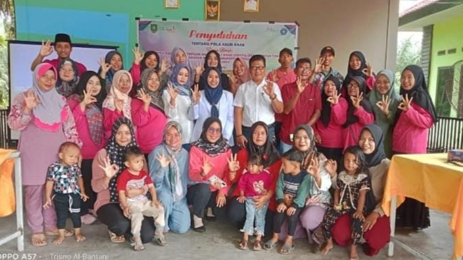Warga Desa Bantan Timur Bengkalis