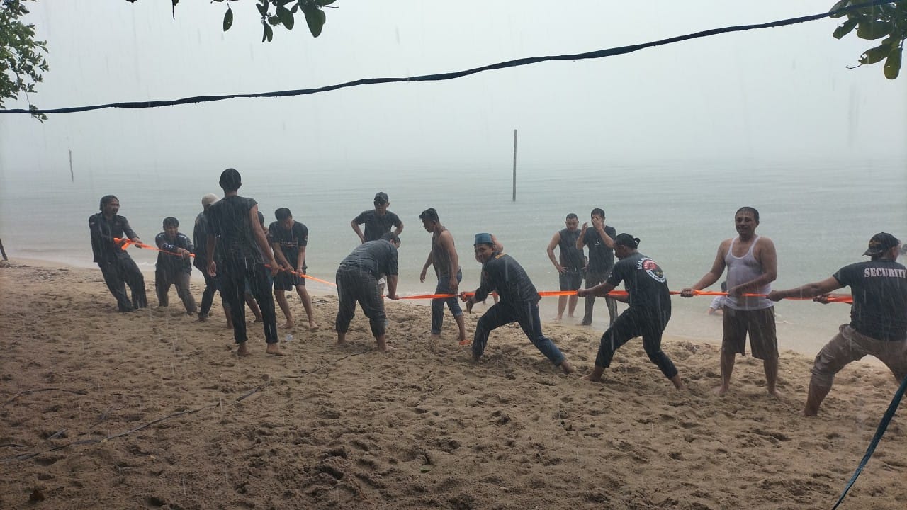 HUT BMB batam di pantai bahagia Nongsa