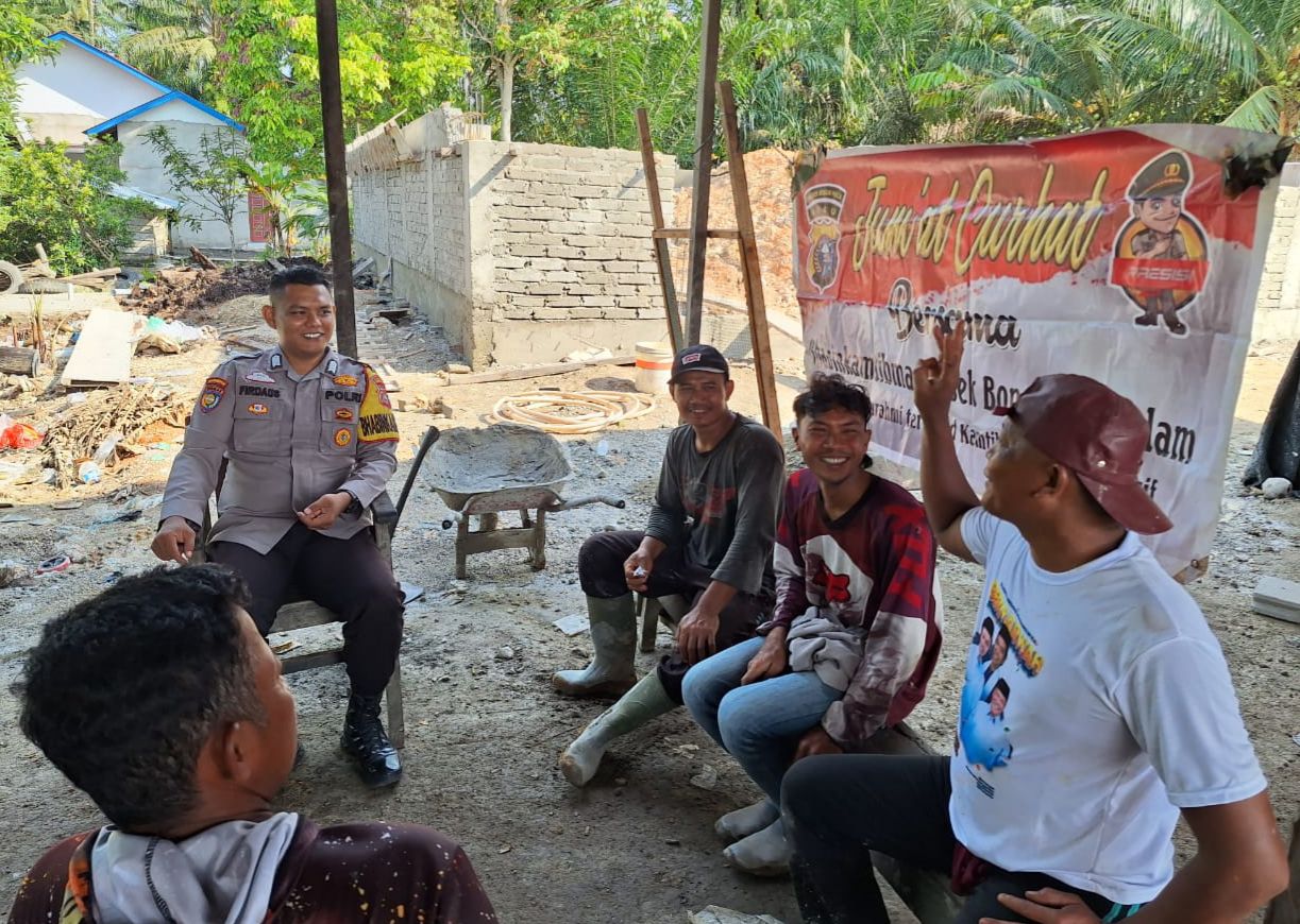 Polsek Bonai Darussalam Gelar Jumat Curhat dengan Tokoh Masyarakat Desa Rawa Makmur