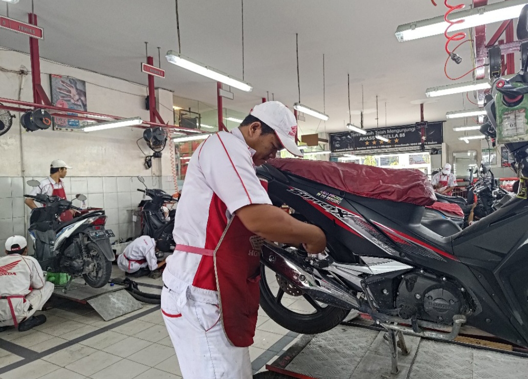 Layanan Servis Capella Honda