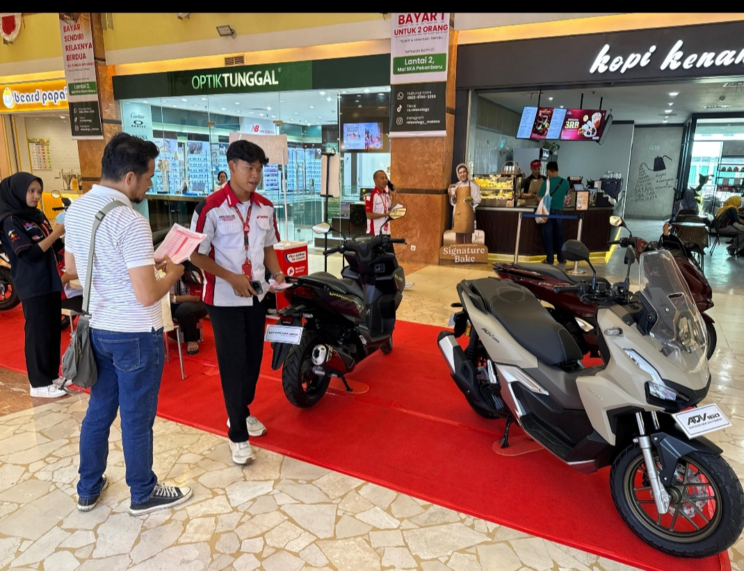 Honda AT Family di Mal SKA Pekanbaru