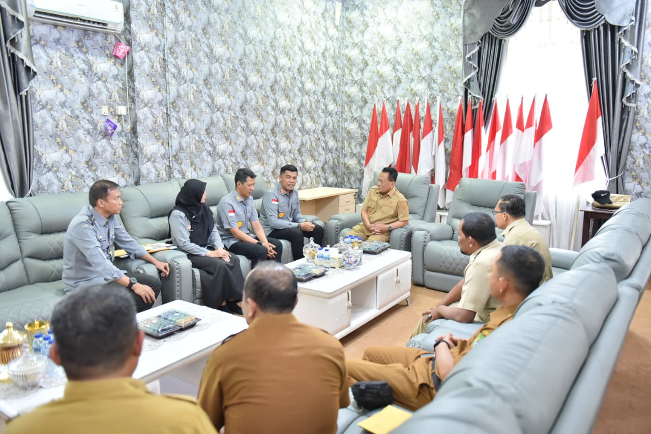 Pertemuan Kakanwil Kemenkumham, dengan Bupati Rokan Hilir