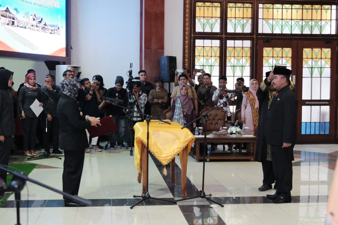 Pelantikan Mandar sebagai Sekda Siak