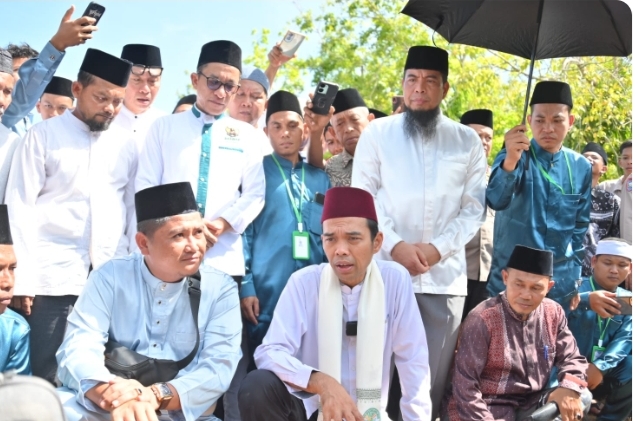 UAS Tandai Peresmian Masjid Al-Ashr dan Kelulusan Santri Tahfizh Di Bengkalis