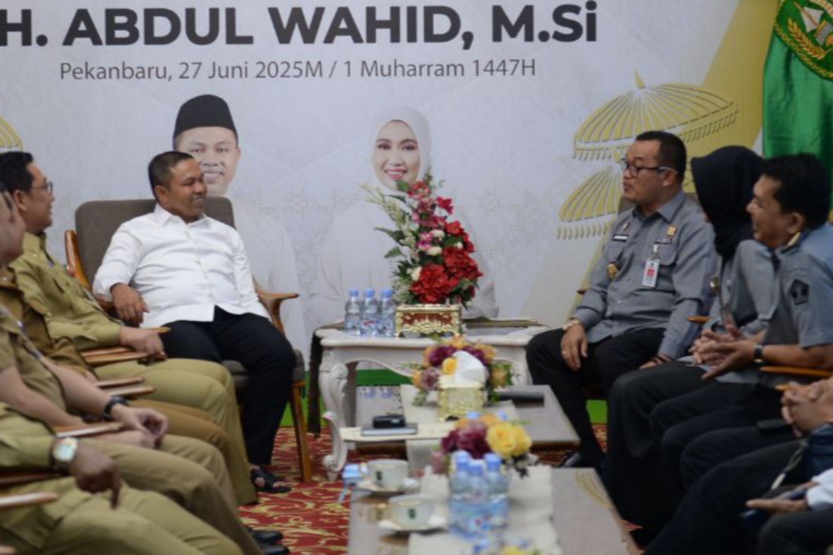 Pertemuan Gubri Abdul Wahid dengan Kemenkum Riau