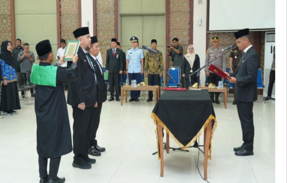 Pelantikan pejabat Pemkab Kampar